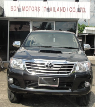 2012 Vigo Toyota Hilux front is redesigned. Available at Thailand top 4x4 delaer Jim Autos thailand