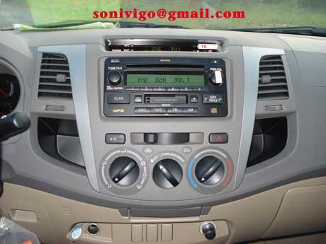 Radio CD player of LHD Toyota Hilux Vigo 2009
