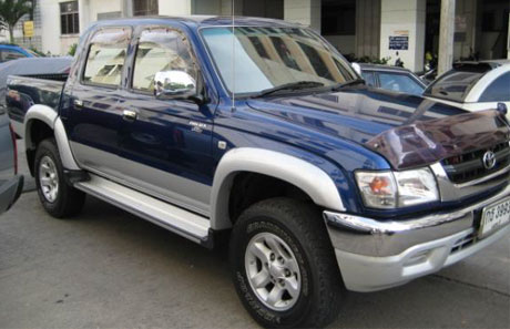 toyota 2003 sportcruiser hilux tiger get yours now at Soni